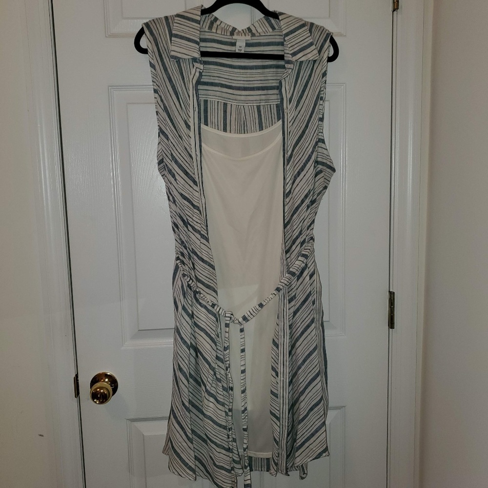 NWOT Ava & Viv Linen Button Down Sundress